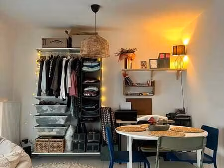 studio arlon - disponible immédiatemment.