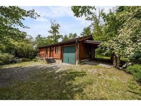 magnifique chalet en bois – 101 m² – terrain 1.752 m²