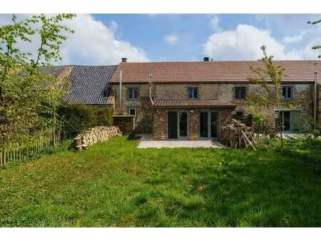 maison de charme avec 4 chs - jardin - parking
