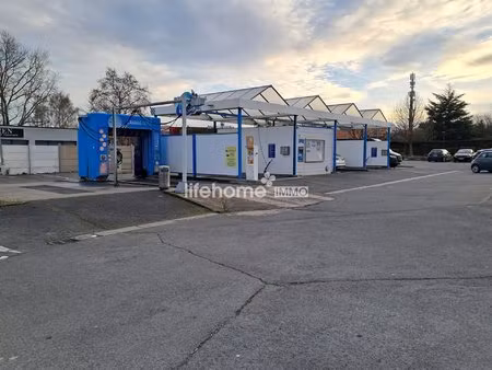 terrain en zone commerciale