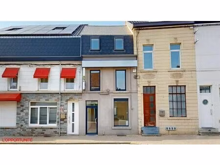 maison à vendre à rue du président wilson  41 charleroi (vbe23995)