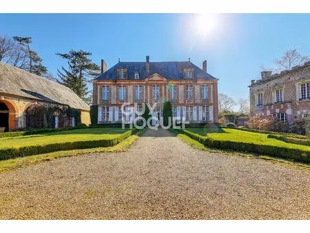 demeure d'exception 'hôtel abbatial de lannoy'  commune de roy boissy