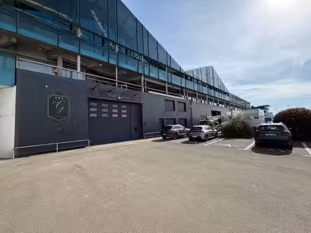 à louer : entrepôt près du port d'anvers