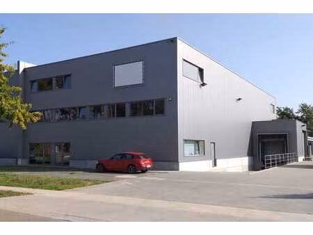 immeuble semi-industriel à louer à bilzen