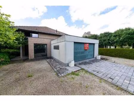 villa unique avec piscine