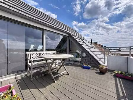 appartement avec 3 chambres  garage et cave
