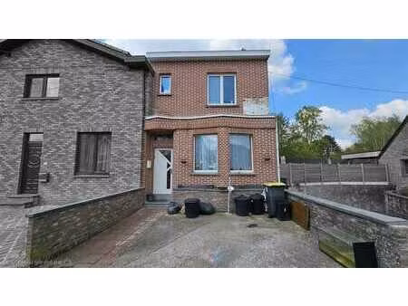 maison à rafraichir + jardin