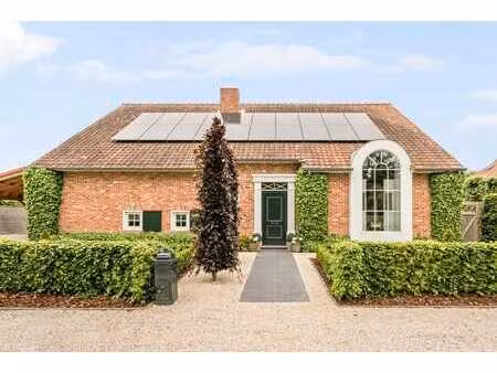 villa calme avec trois chambres à coucher à heppen