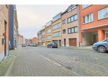 lumineux appartement 2chbes - 71m² avec garage