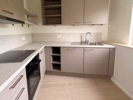 1ère occupation: appartement 2 chambres watermael-boitsfort