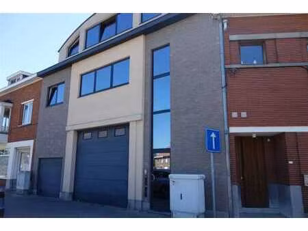 spacieux appartement duplex avec terrasse à kessel-lo