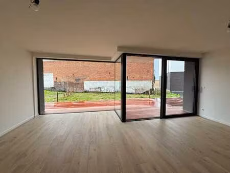 nieuwbouwappartement - gelijkvloers met 2 kamers  terras ...