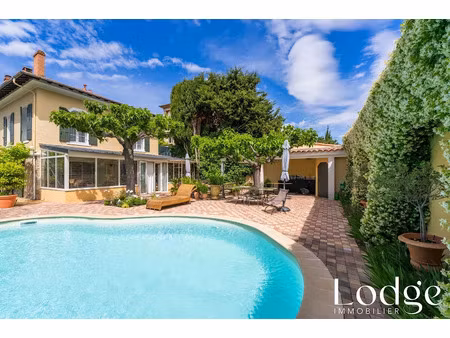 vente maison 7 pièces 166.29 m² à aix-en-provence (13090)  1 660 000 €