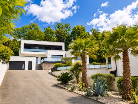 vente maison 11 pièces 292 m² à vienne (38200)  1 050 000 €