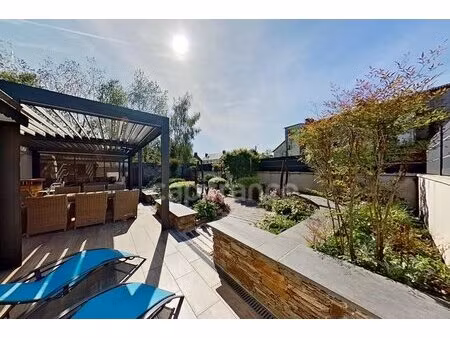 dpt côtes-d’armor (22)  à vendre guingamp 22200 - maison contemporaine -t6 - 3 chambres -.