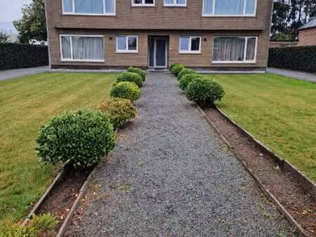 gelijkvloers appartement in kleine rustige residentie