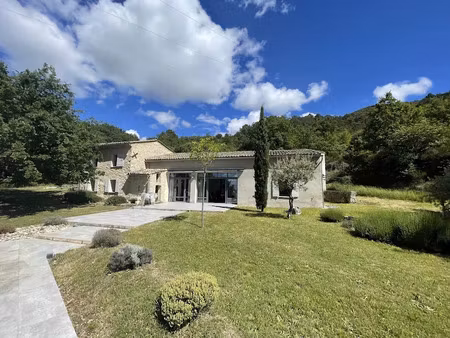 vente ferme 5 pièces 160 m² à beaumont-du-ventoux (84340)  588 000 €