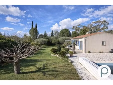lle beausset - villa avec piscine au calme et sans vis à vis
