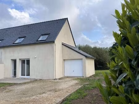 location maison à lanhouarneau (29430) : à louer / 92m² lanhouarneau