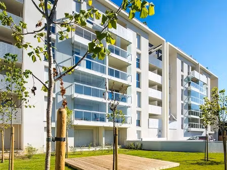 location appartement 4 pièces 84 m² à cenon (33150)