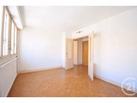 vente appartement 2 pièces 42 m² à vichy (03200)  99 000 €