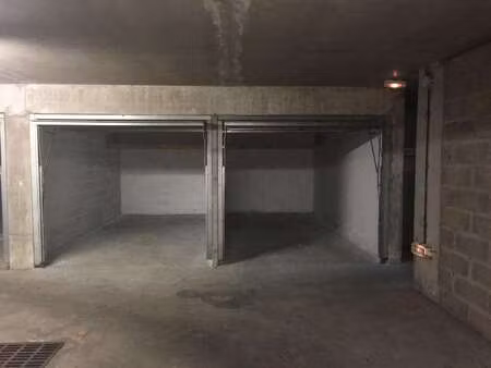 vente garage et parking à nantes canclaux - mellinet (44000) : à vendre / 13m² nantes canc