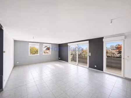 maizières-lès-metz – appartement t3 avec terrasse et garage – résidence récente (2009)