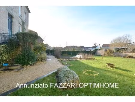 à vendre – grande maison de maître avec revenus locatifs  proche belgique et luxembourg !
