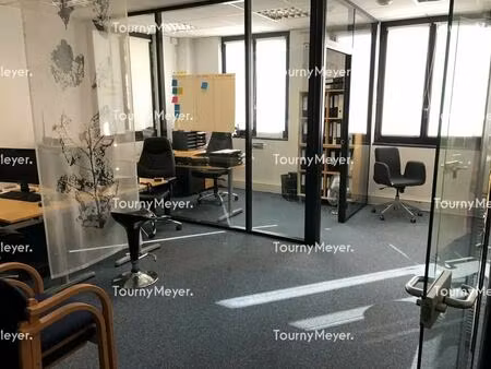 location bureaux 76 m²