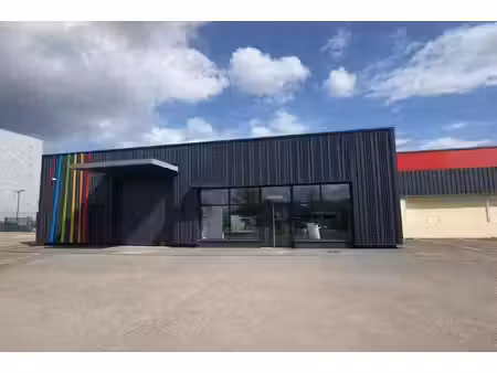 location entrepôt bourg-en-bresse 01000 309m²