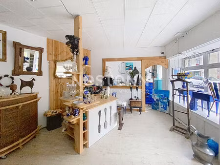 local commercial dans le centre de tence