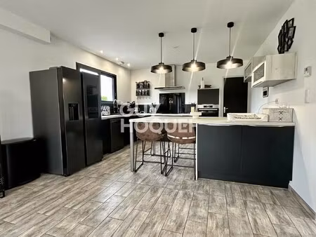 maison à vendre de 6 pièces de 140 00 m²