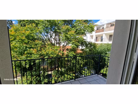 appartement t2 centre ville jassans