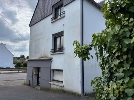 29000 quimper corniguel - immeuble professionnel / local d'activité ? 150 m² ? emplacement