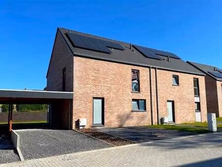 une maison à thieu (lot 4)