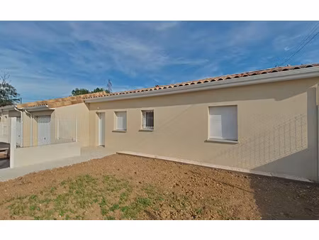 location maison  m² t-4 à romans-sur-isère  1 195 €