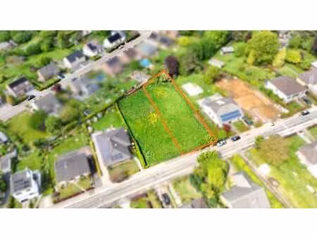 parcelle de terrain de +/- 1.061m² au calme à housse