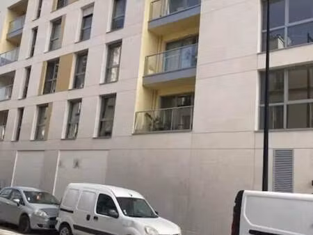 location commerce aubervilliers 93300 117m²