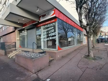 location commerce gagny 93220 140m²