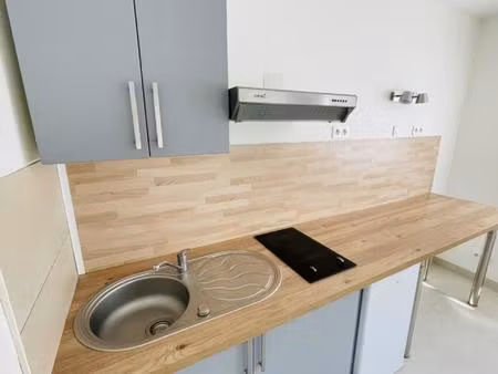 appartement refait a neuf + parking