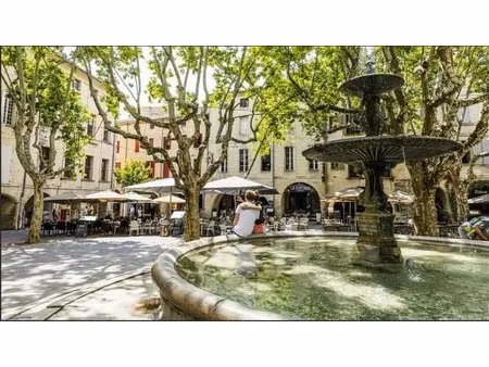 a vendre – local commercial de 86 m² dans le centre villed’uzès