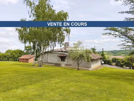 maison ancienne avec jardin