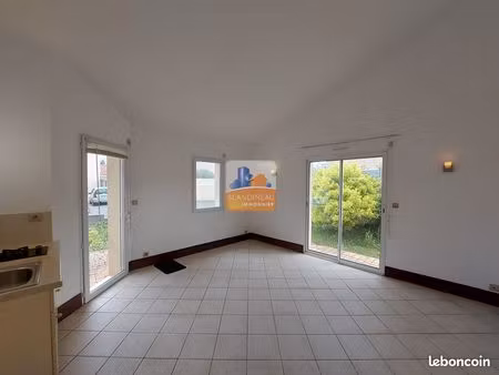 studio 1 pièce 26 m²
