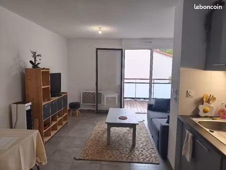 appartement t1 récent avec grand balcon privatif – proche lac de la ramée & métro basso ca