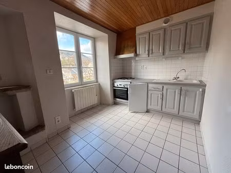 charmant duplex avec vue sur le lot – saint-geniez-d’olt