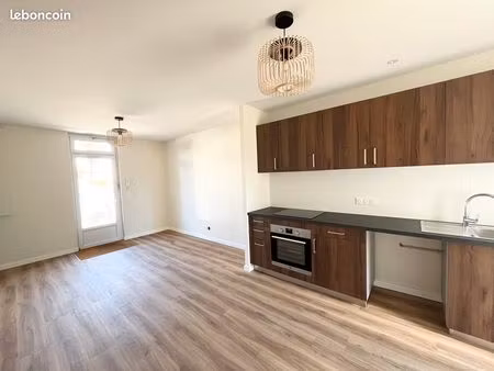 gradignan centre maison 3 pièces rénovée climatisée 52 86 m² jardin