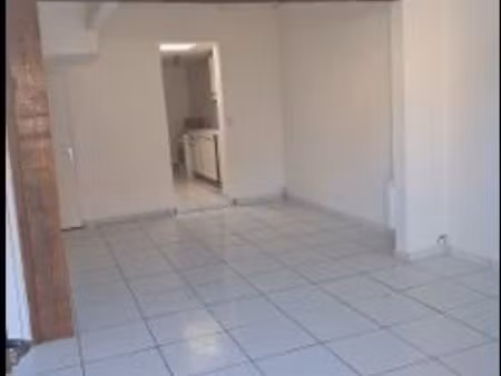 maison 75m2 + cour 40m2