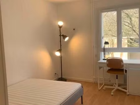 chambre 1 pièce 10 m²
