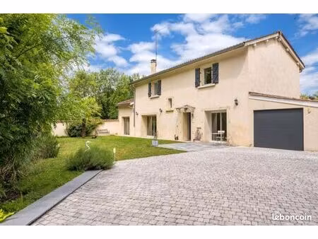 maison 7 pièces 170 m²