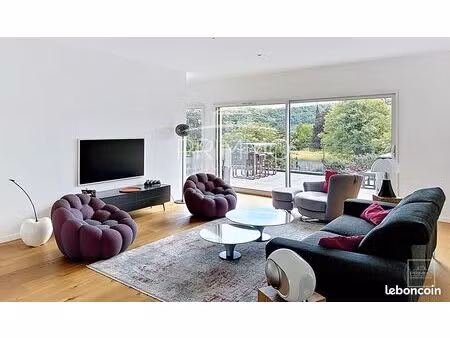 maison 5 pièces 169 m²